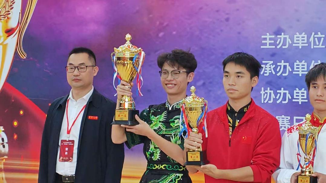 8e25548a59e9d11882224774a4799607